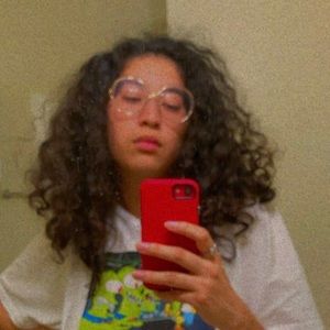 Meet your Posher, Desirae